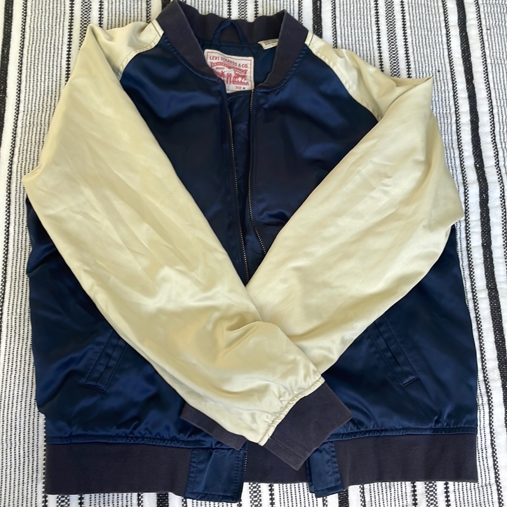 Silky Levi’s Bomber Jacket perfect condition & super comfy